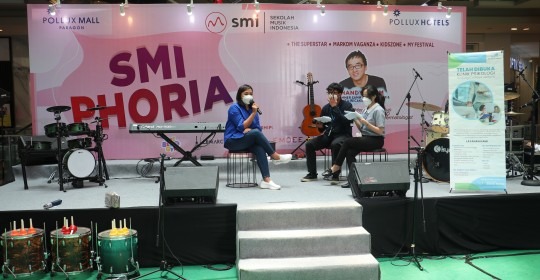 Bersama Ibu Mahadsih Worowiranti,  SMC RS Telogorejo Mengedukasi Pengunjung Paragon Mall